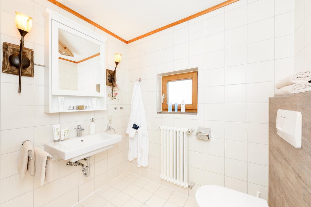 "Ferienwohnung Ess" - Annehmlichkeiten Von 4-Sterne Familien-Und Wellnesshotel Viktoria Koennen Mitbenutzt Werden Oberstdorf Zewnętrze zdjęcie